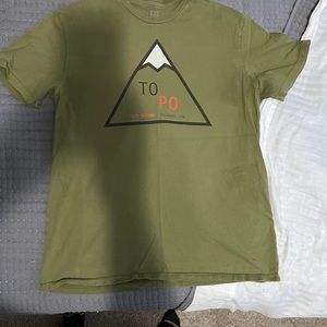 Topo Designs XL tshirt